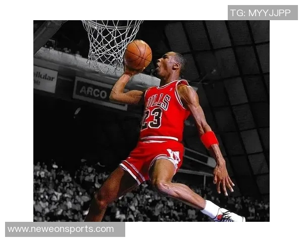 奥拉朱旺称赞文班独特投篮技巧难以防守旋转多样性令人惊叹 奥拉朱旺称赞文班独特投篮技巧难以防守旋转多样性令人惊叹