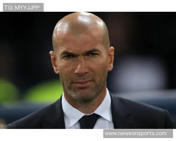 高价购票却失望而归齐达内活动引发混乱致签名会取消 高价购票却失望而归齐达内活动引发混乱致签名会取消