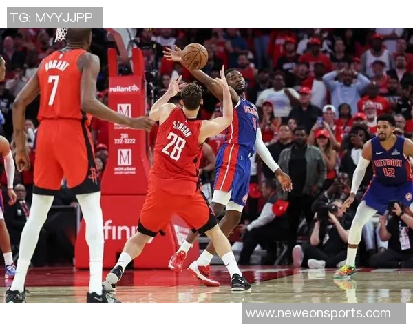 火箭队开季遭遇两连败半场进攻和空间问题亟待解决 火箭队开季遭遇两连败半场进攻和空间问题亟待解决