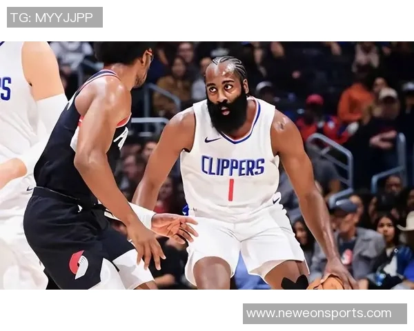 快船需理清轮换以助哈登保持开季进攻状态 快船需理清轮换以助哈登保持开季进攻状态