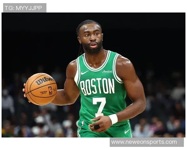 杰伦布朗谈末节反扑时的心态与队友沟通的重要性 杰伦布朗谈末节反扑时的心态与队友沟通的重要性