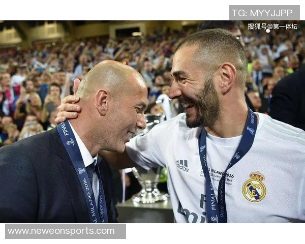 水星侧翼卡利亚库珀上半场火力全开19分3板助力球队表现出色